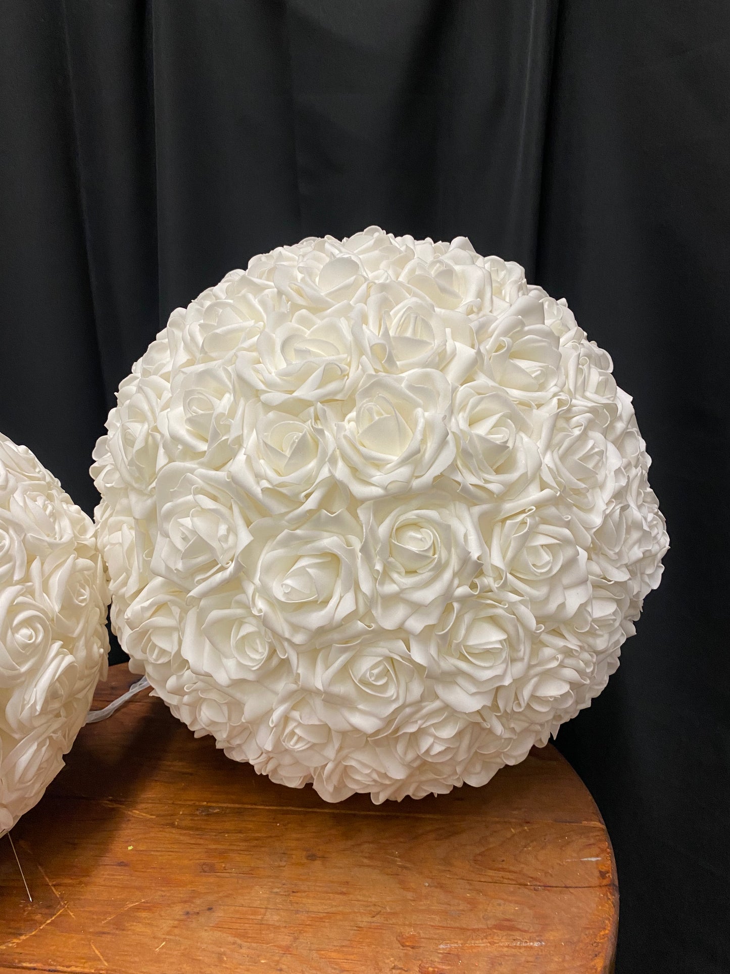 Boules de fleurs - Blanches